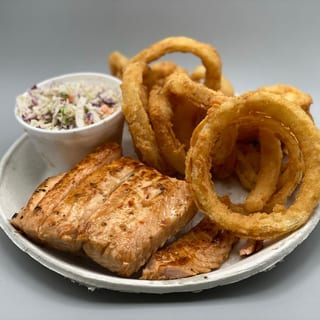 Grilled Salmon Onion Dinner